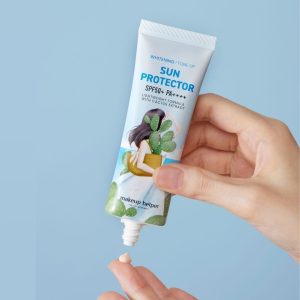 PROTECTOR SOLAR WHITENING TONE UP
